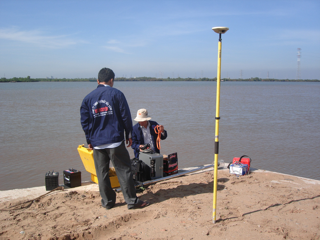 Khảo sát địa hình